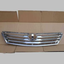 Mặt ga lăng Toyota Innova 2012-2013 531110K540