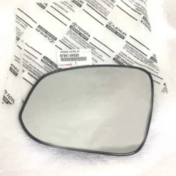 Mặt gương chiếu hậu Toyota Innova 2016–2019 879610K520