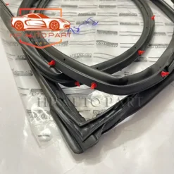 Ron cánh cửa Toyota innova 2007-2015 | 678720K030