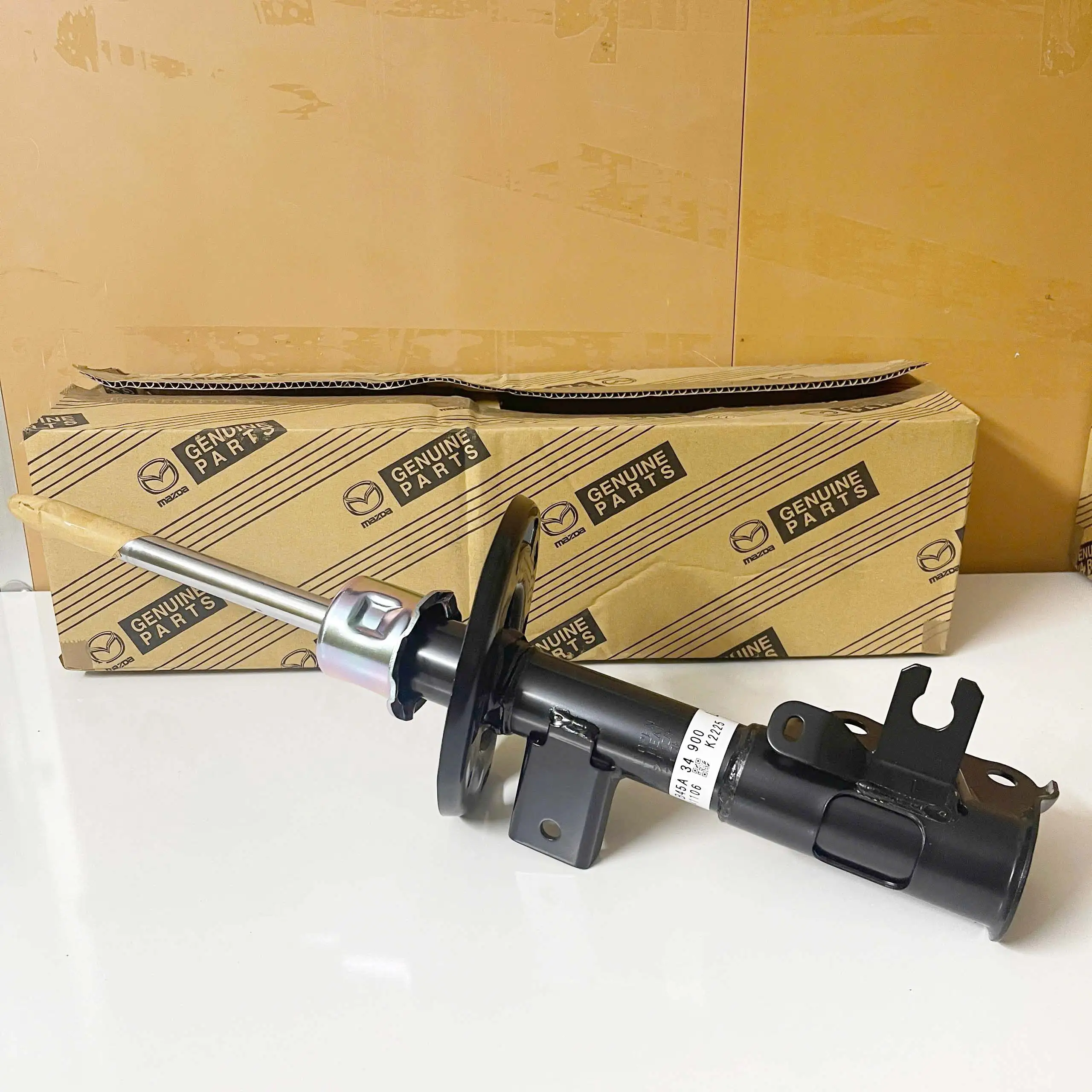 Giảm xóc trước Mazda 3 2015-2019 B45A34900